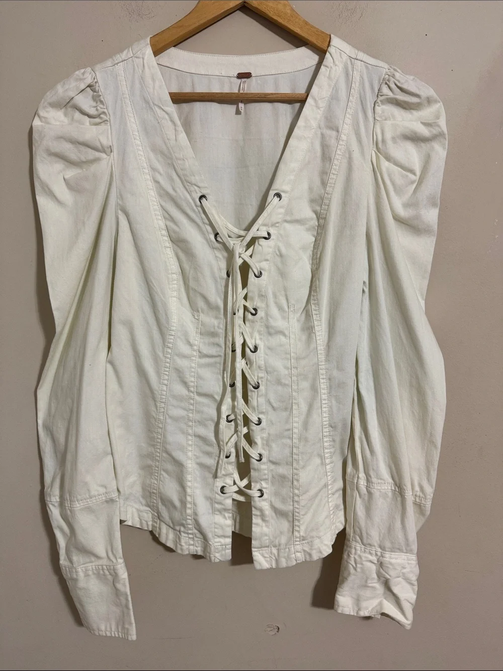 Free People Denim Lace-Up Peasant Blouse Cream size M Ren Festival Boho Retro